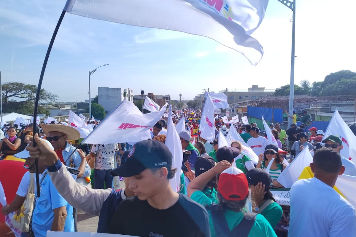Masiva marcha en Barranquilla en contra de las generadoras de energía