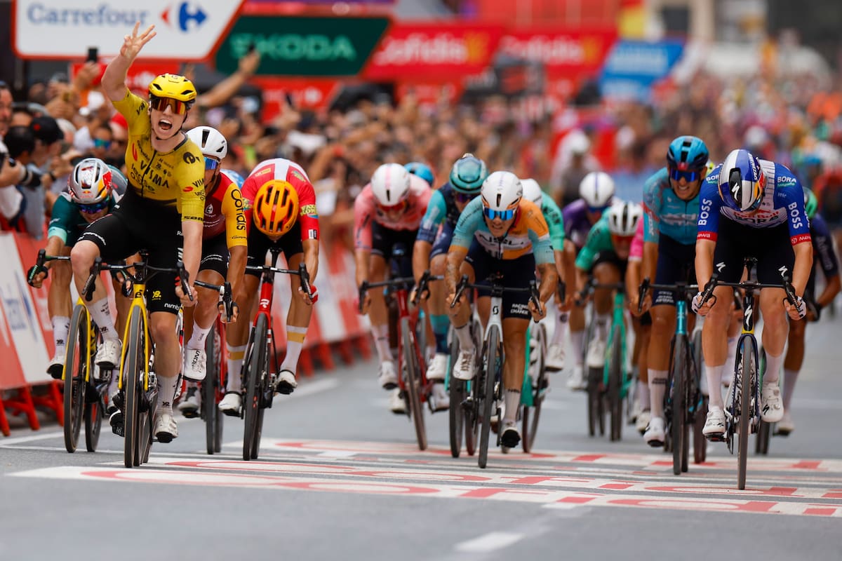 Matthew Brennan vuelve a imponer jerarquía en la Vuelta a España