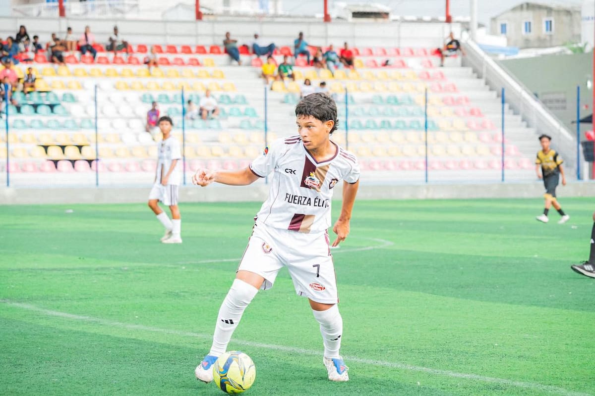 El gol tiene nombre en Bolívar: el talento de Matthias Camilo González Ferreira