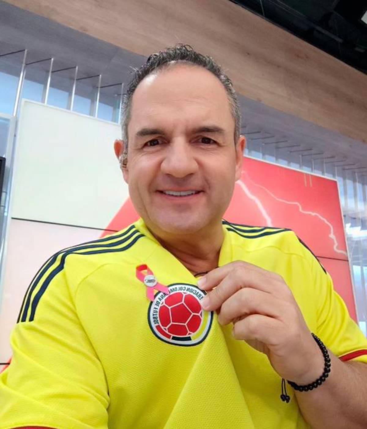 Mauricio Vélez hacía parte del equipo de Día a Día. //Foto: redes sociales.