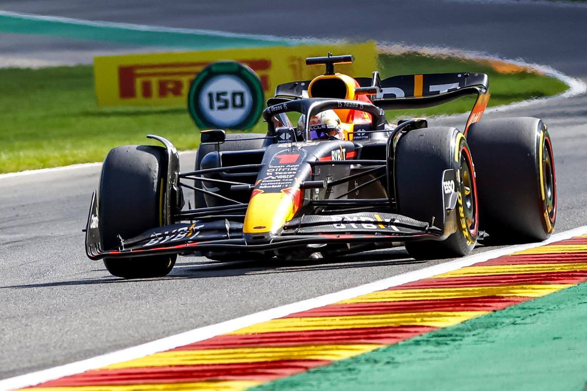 Verstappen refuerza más su liderato al ganar delante de Pérez y Sainz en Spa