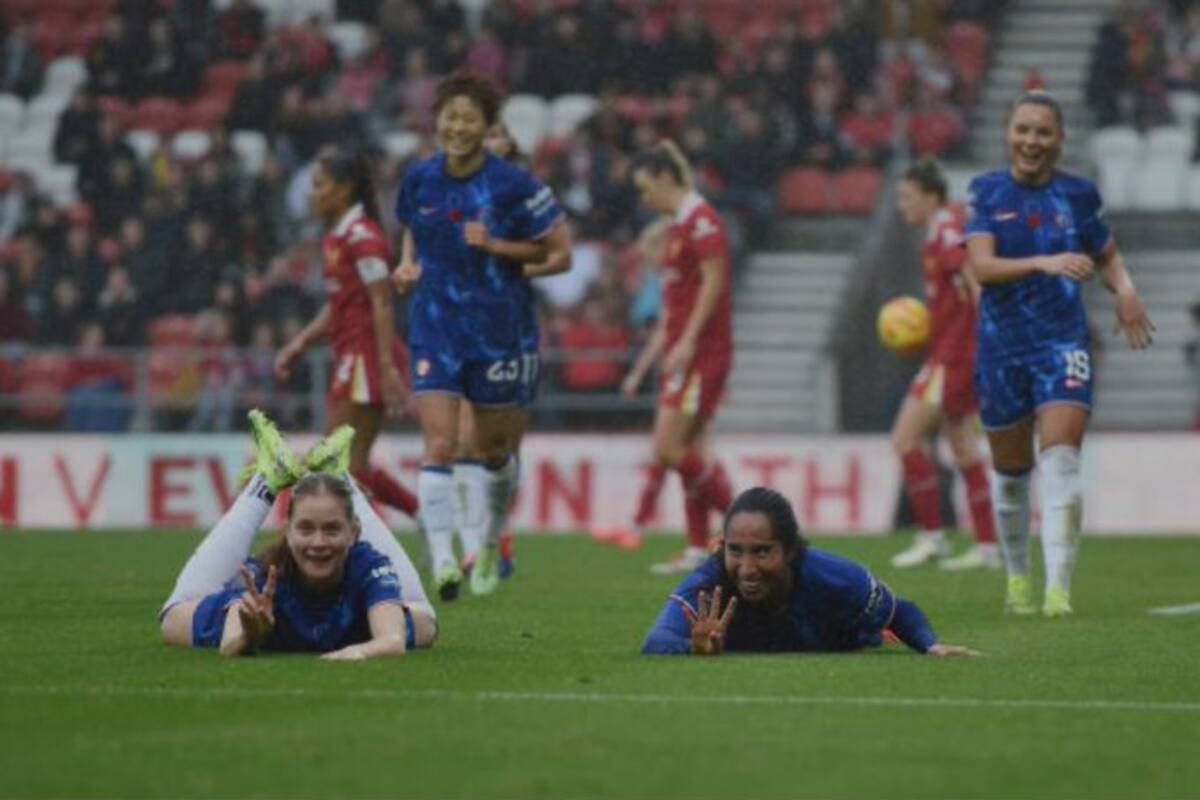 Mayra Ramírez anota un gol y guía al Chelsea al triunfo ante Liverpool
