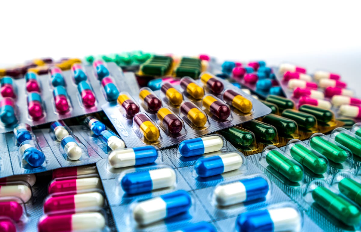 En 2026 Invima ha lanzado diferentes alertas sobre medicamentos comercializados de manera fraudulenta en Colombia. // Foto: 123rf.