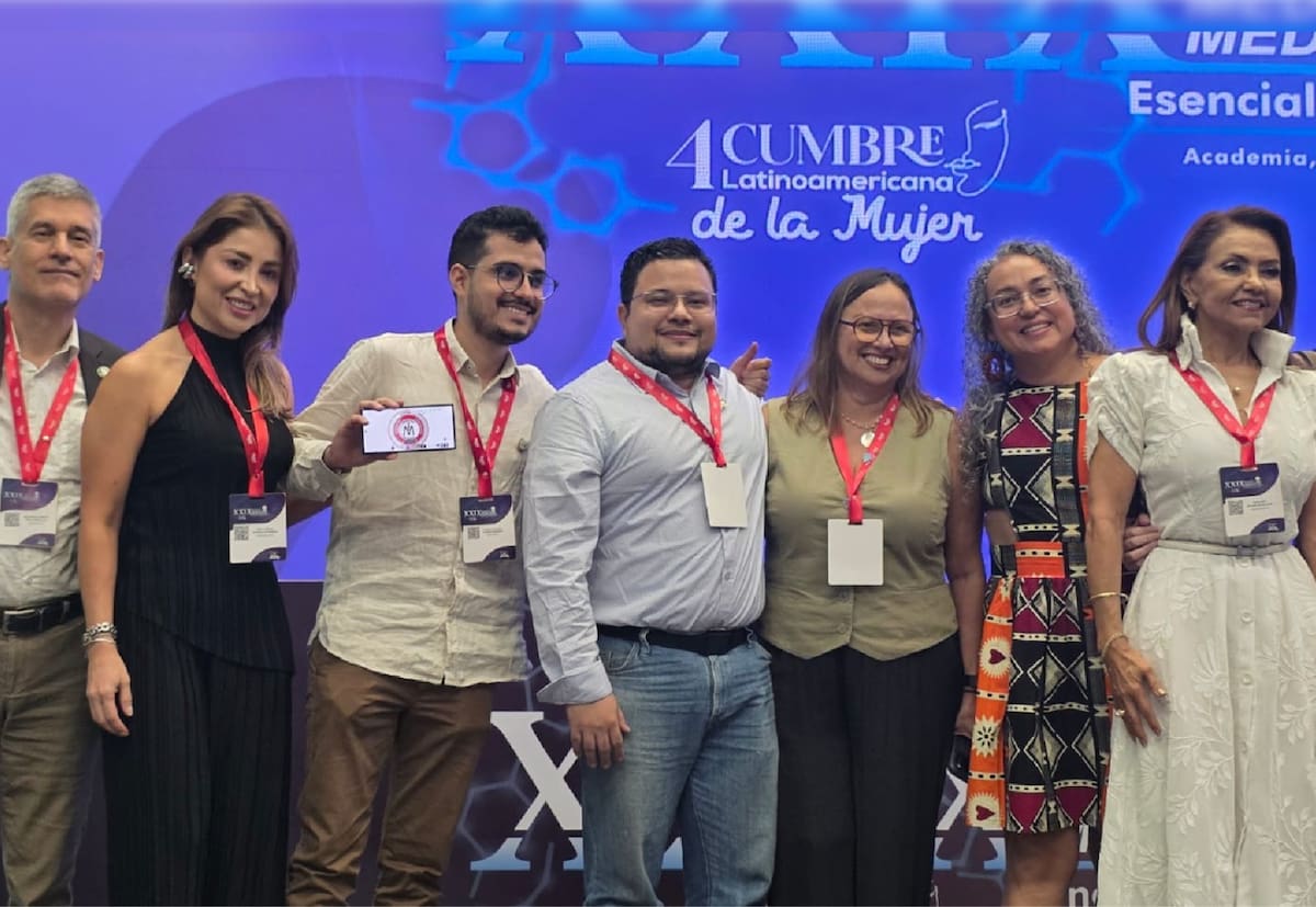 Residentes del programa de Especialización en Medicina Interna se impusieron entre 39 programas del país en el XXIX Congreso Nacional de Medicina Interna // CORTESÍA
