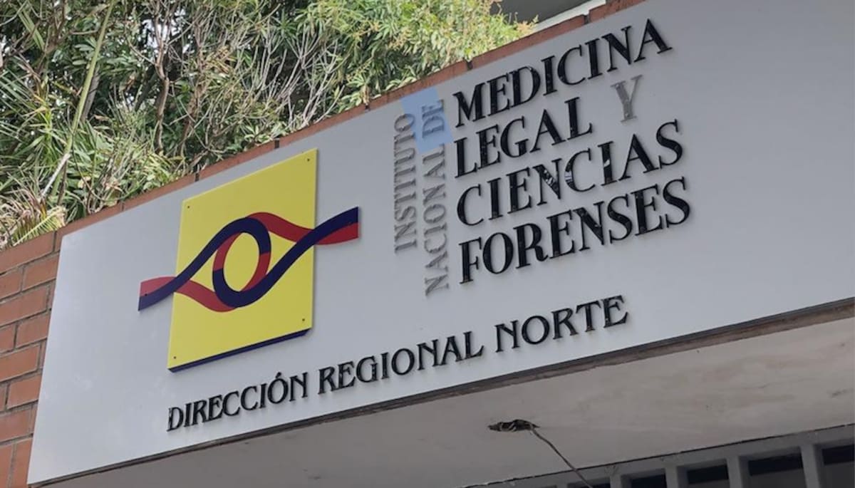 Hasta las dependencias de Medicina Legal fue llevado el cuerpo de Glenis Rodríguez, quien fue asesinada en Soledad, Atlántico.//Cortesía.