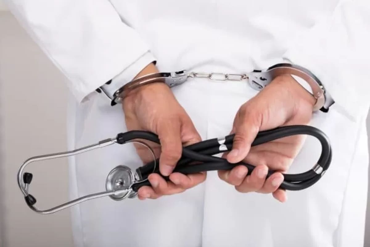 Capturan en Medellín a urólogo investigado por presuntos abusos sexuales a pacientes.
Foto: referencia/A.P.I.