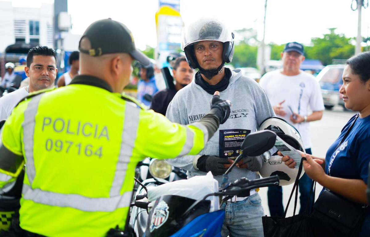 Las autoridades están socializando con los usuarios que los días 25 y 31 de octubre habrá restricción de circulación de motocicletas en Barranquilla.//Cortesía.