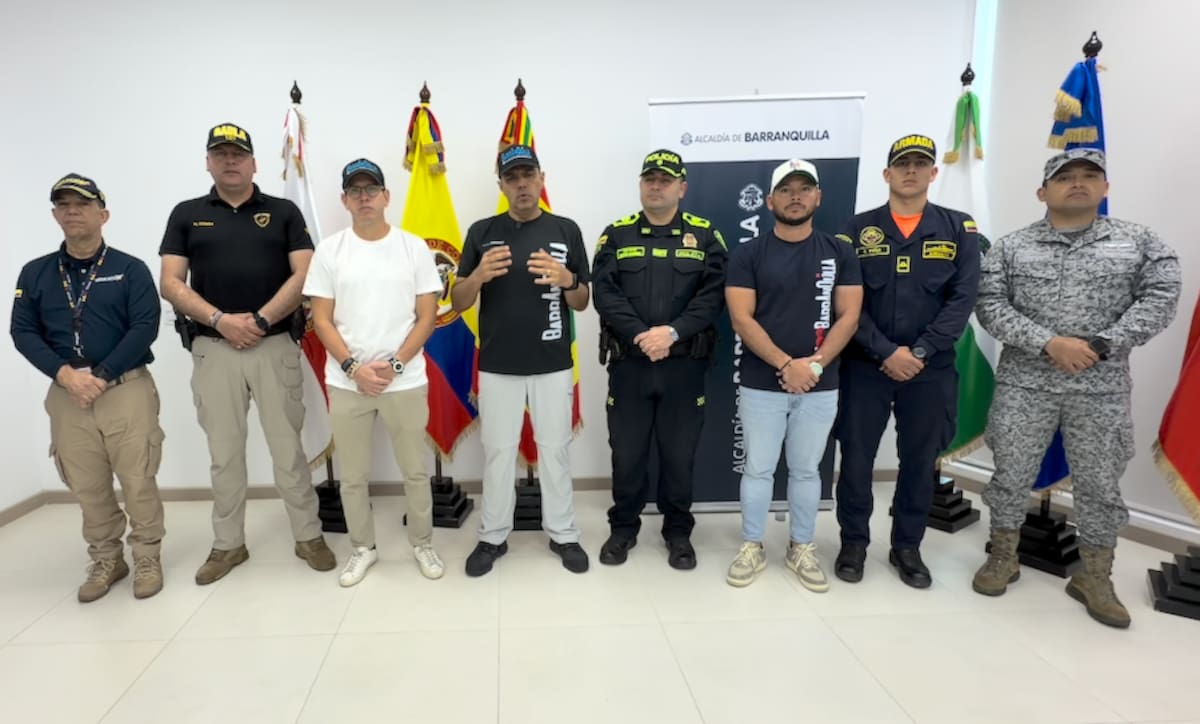 El Distrito organizó una mesa de trabajo interinstitucional donde se planificó acciones para prevenir delitos y por ello habrá uniformados en los centros comerciales, intervenciones en las 5 localidades de Barranquilla.// Cortesía Alcaldía de Barranquilla.