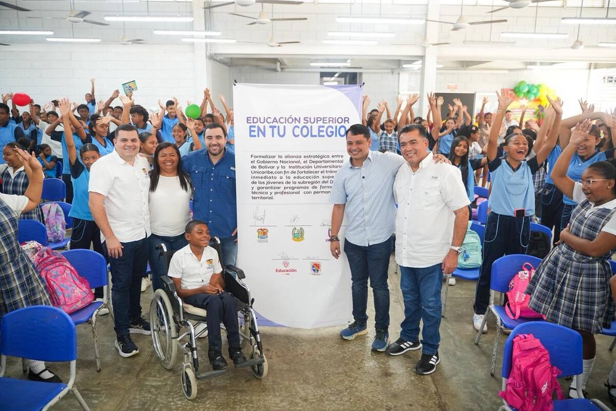 Impartirán clases universitarias en colegio de Clemencia: estas son las carreras