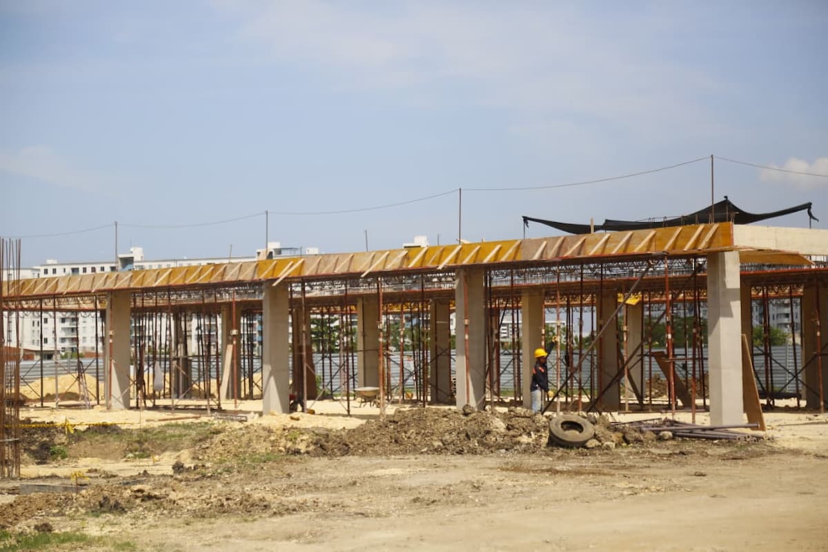 La inversión de las obras de los megacolegios en Cartagena superan los 170 mil millones de pesos. // Foto: Luis Herrán.