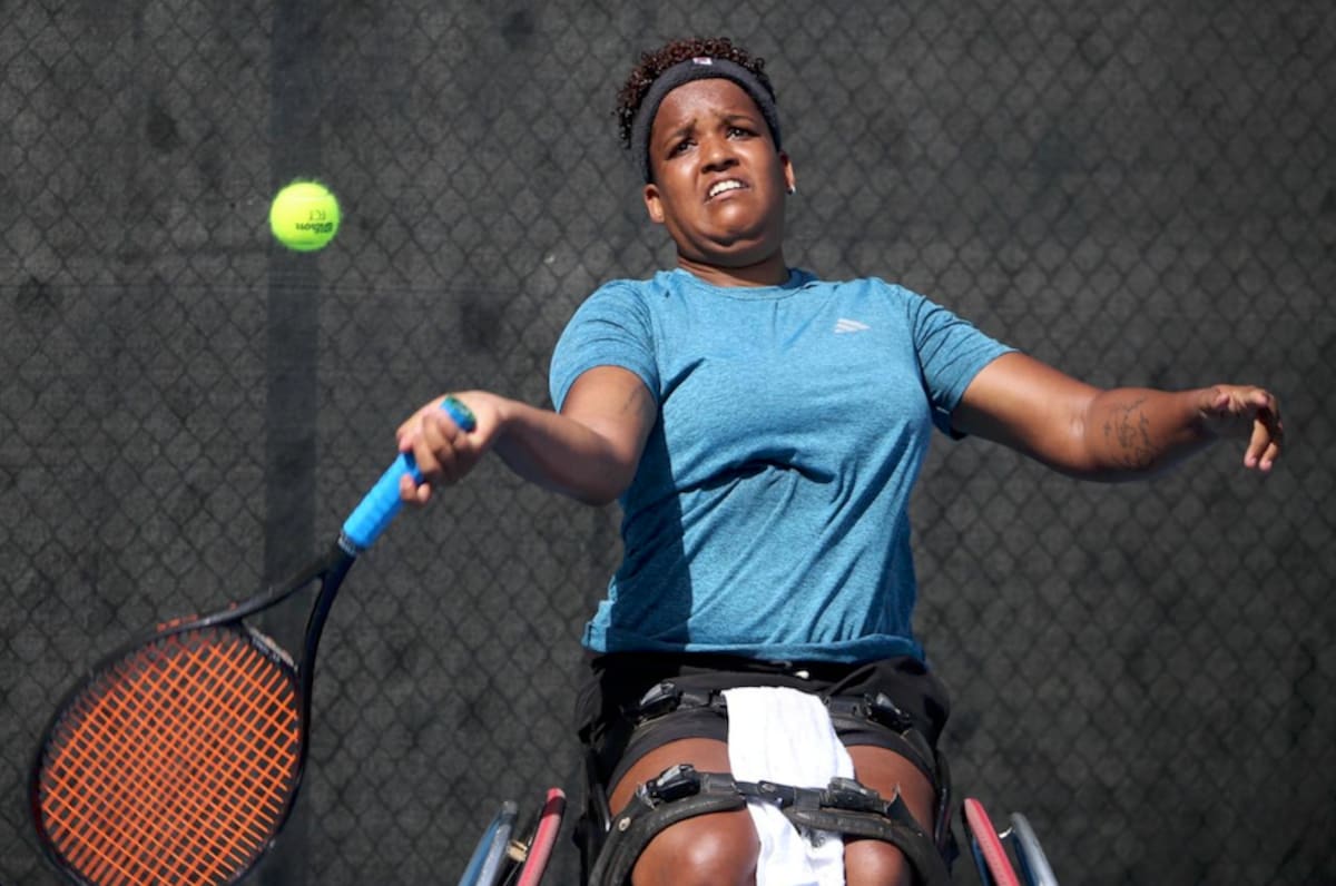 Meirycol Duval, de Brasil, se coronó campeona en sencillos del Barranquilla Open de Tenis en Silla de Ruedas al imponerse a su compatriota Jade Lanai.//Cortesía Cortesía Liga de Tenis.