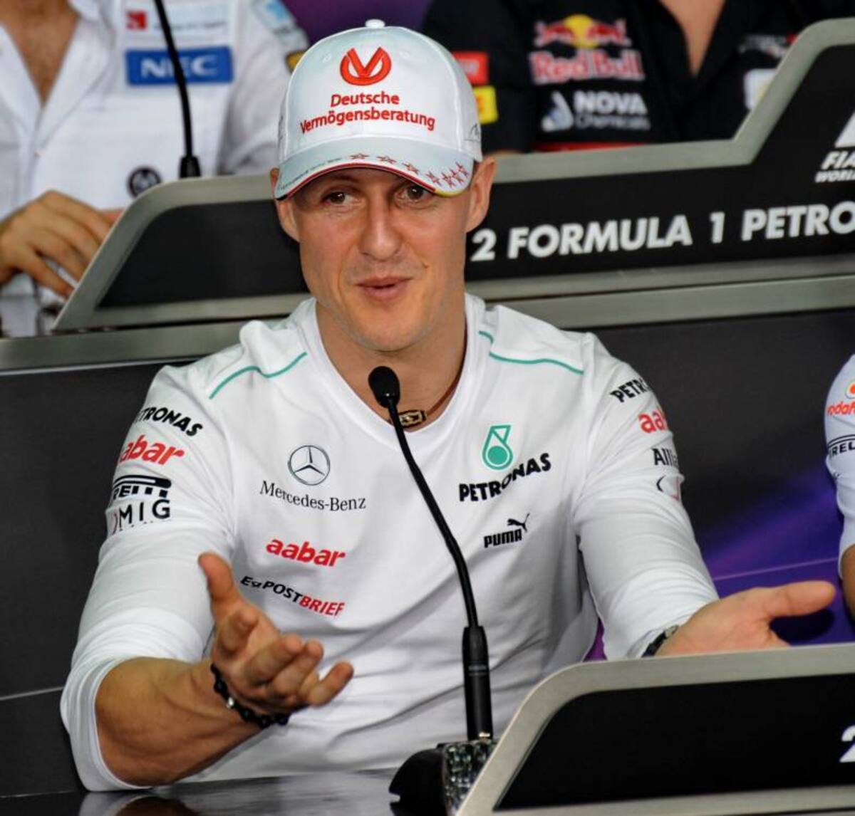 Michael Schumacher, quien luego de su regreso no ha podido ganar una pole, conía en poder hacerlo en el Gran Premio de Malasia. AFP