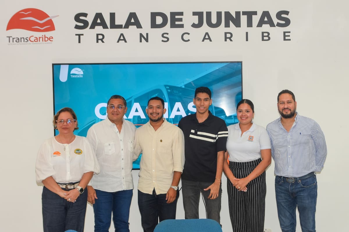 Avanza mesa de trabajo con estudiantes para la implementación de la tarifa diferencial. // Foto: cortesía - Alcaldía de Cartagena.