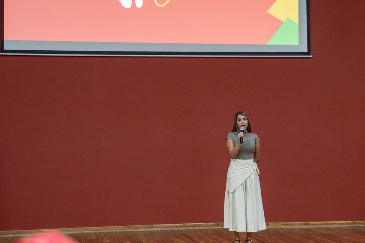 Más de 200 jóvenes reciben inducción para su primer empleo con Mi Primera Chamba