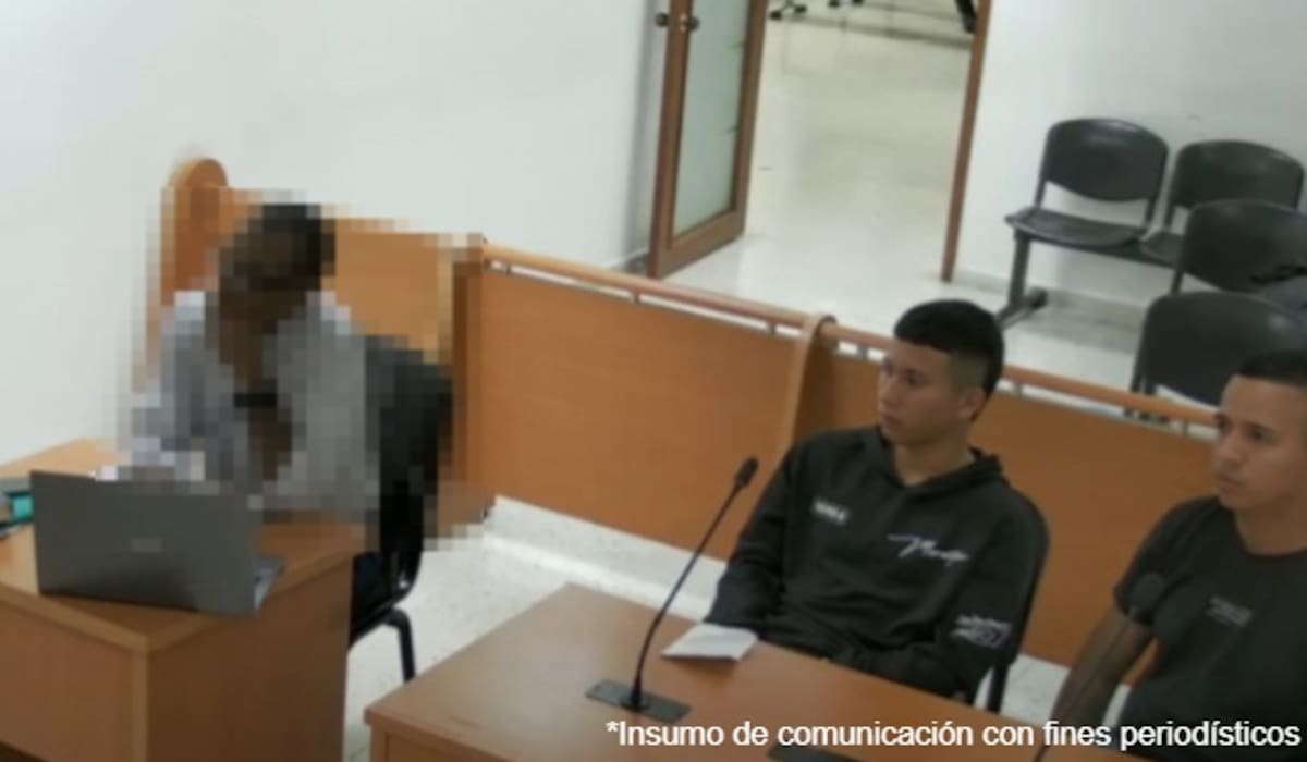 John Humberto Plaza Gallego y Harold Jorley Mazuera Tobar, presuntos miembros de la estructura Dagoberto Ramos de las FARC fueron enviados a la cárcel por reclutamiento de menores. // Fiscalía General de la Nación