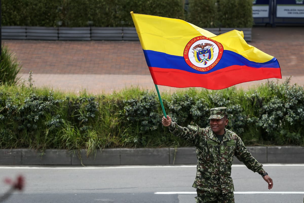 Policías y militares tendrán aumento salarial en 2026: esto ganarán por rango