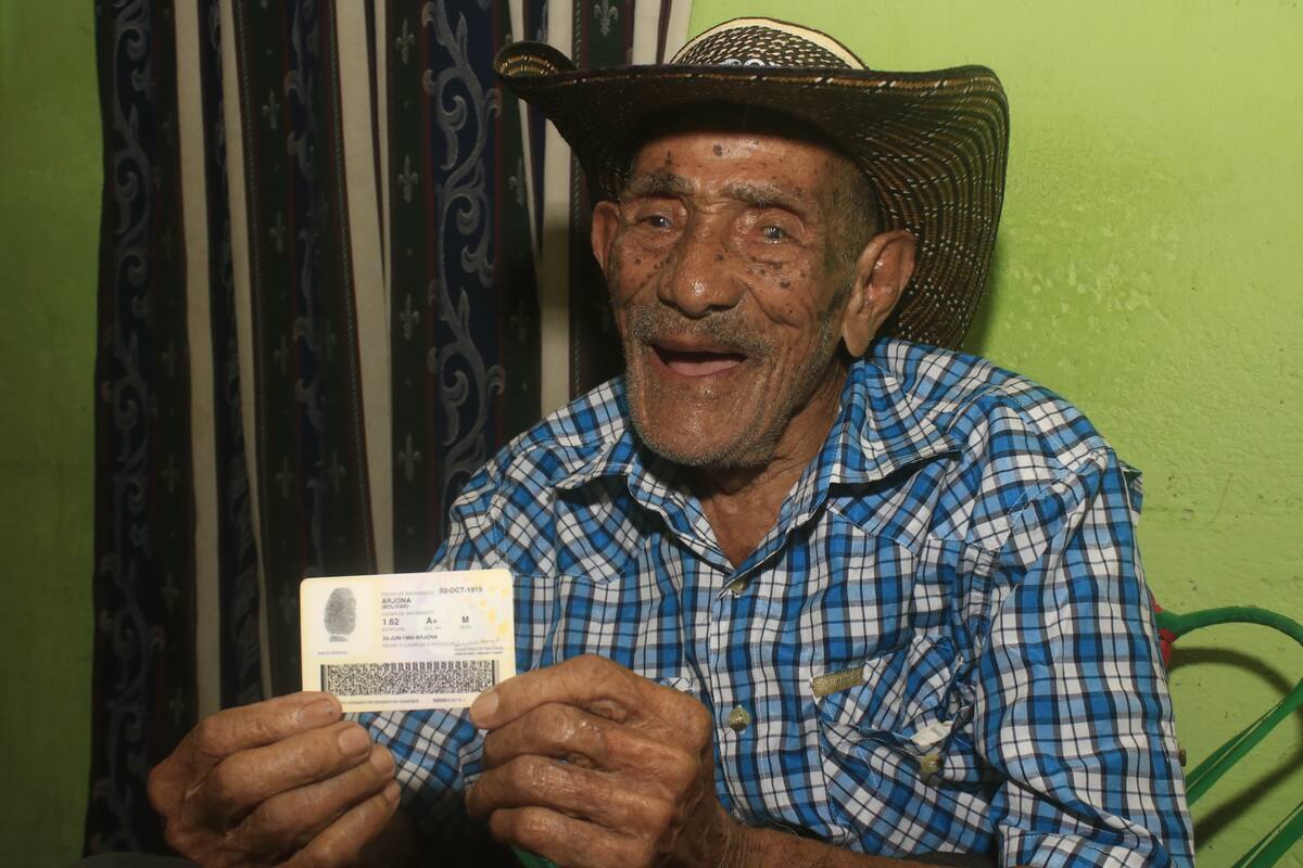 Miguel Ángel, el hombre más longevo de Arjona, cumplió 105 años