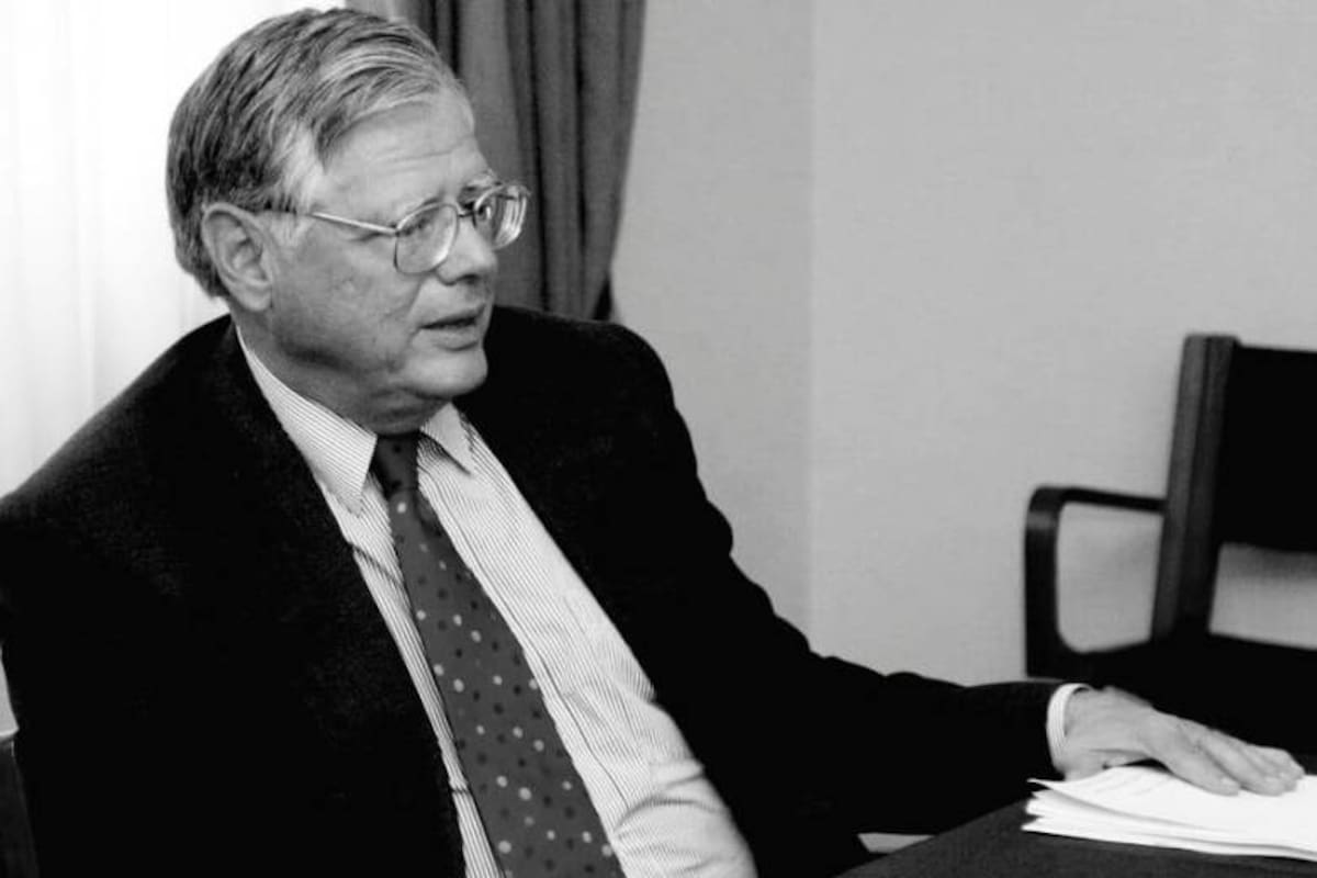 Falleció Miguel Urrutia Montoya, economista y exgerente del Banco de la República