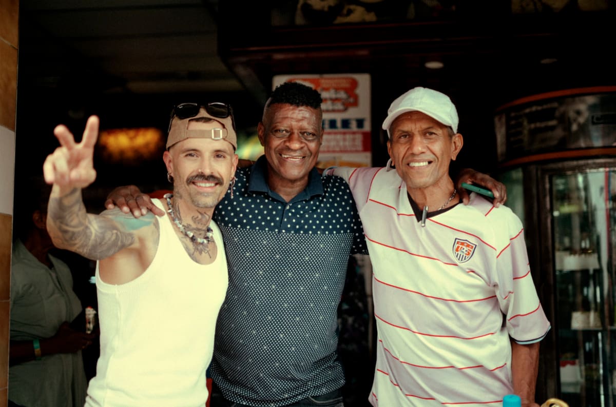El cantante colombiano Mike Bahía se confiesa en su documental 'Desde la sucursal del cielo'. //Foto: EFE