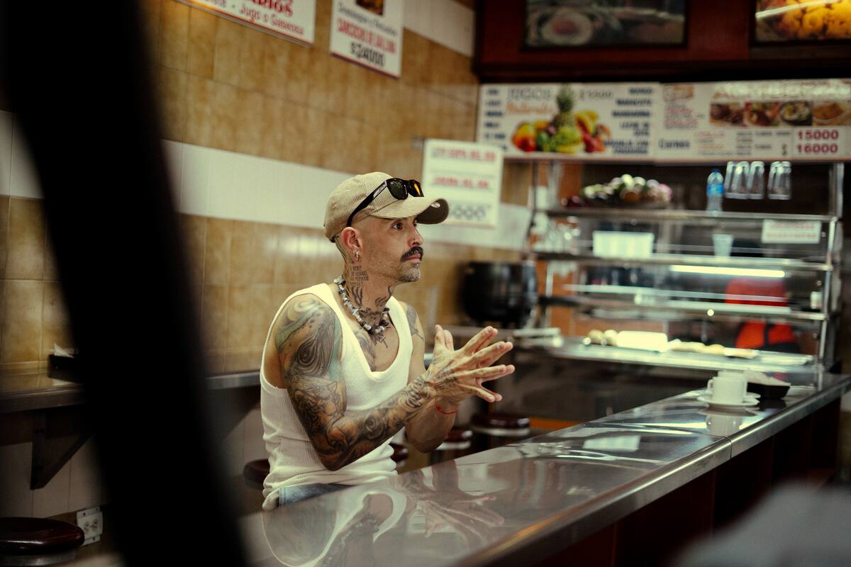 El cantante colombiano Mike Bahía se confiesa en su documental 'Desde la sucursal del cielo'. //Foto: Colprensa