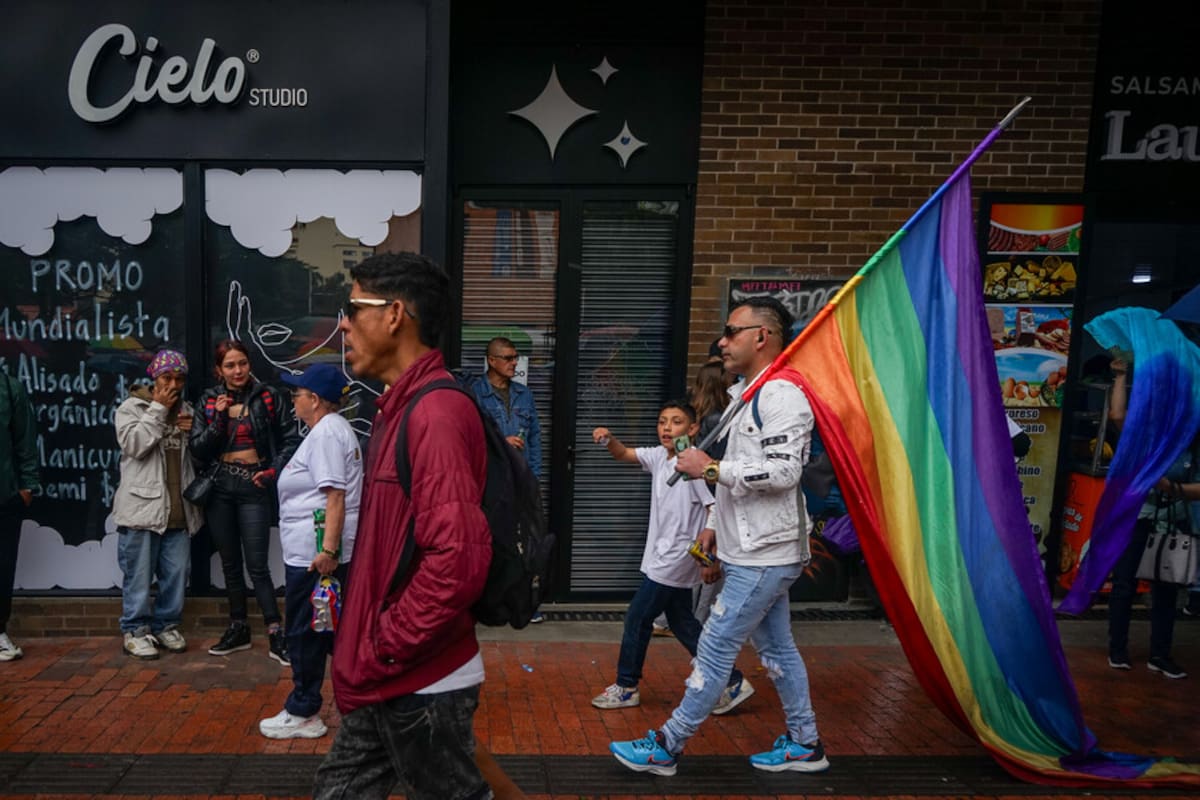 Pacientes Colombia pide al Gobierno reversar salida de coalición LGBTIQ+