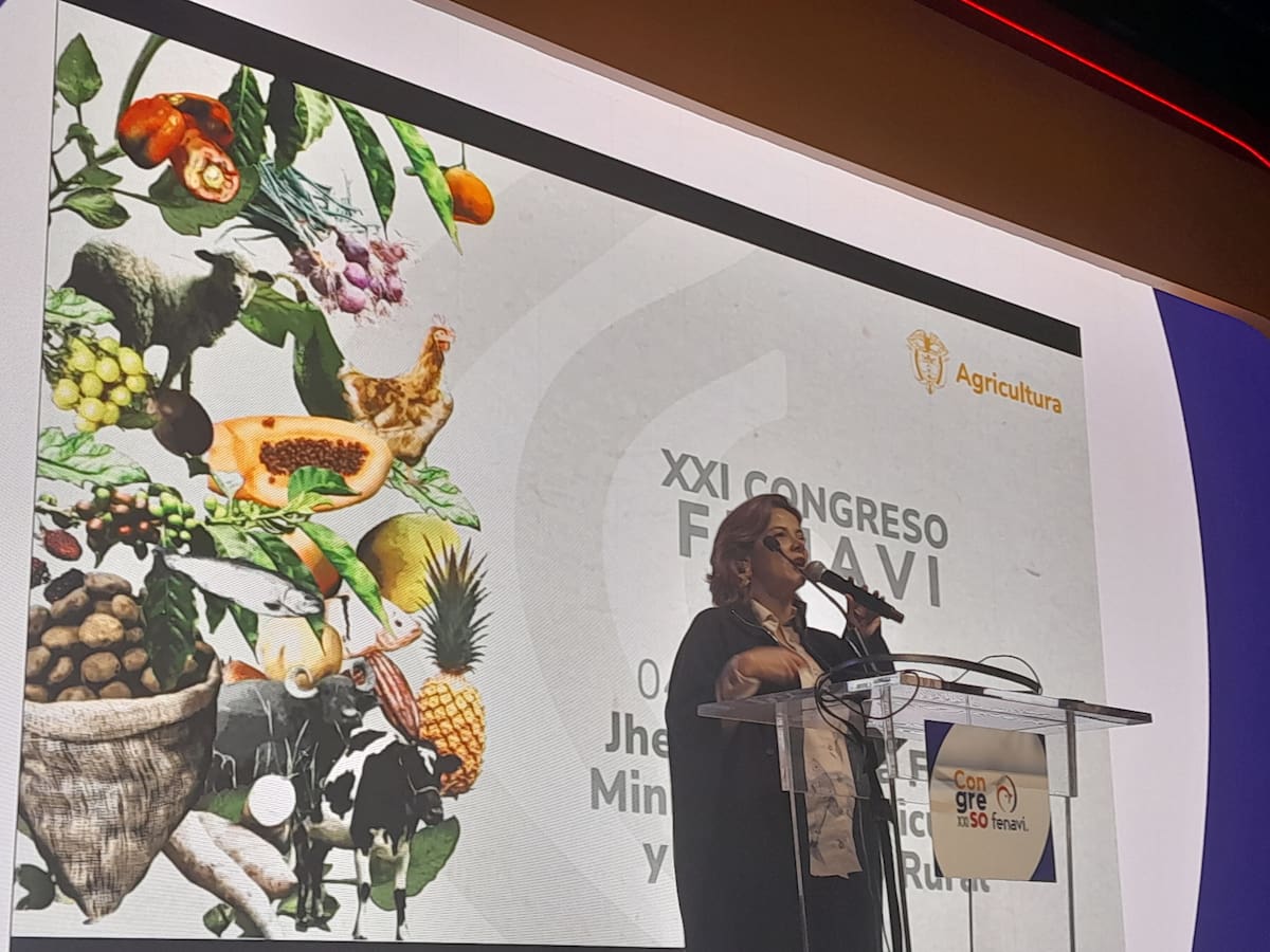 Jhenifer Mojica, mimistra de Agricultura, en el Congreso de Fenavi, en Corferias Bogotá. //HFA - EU-