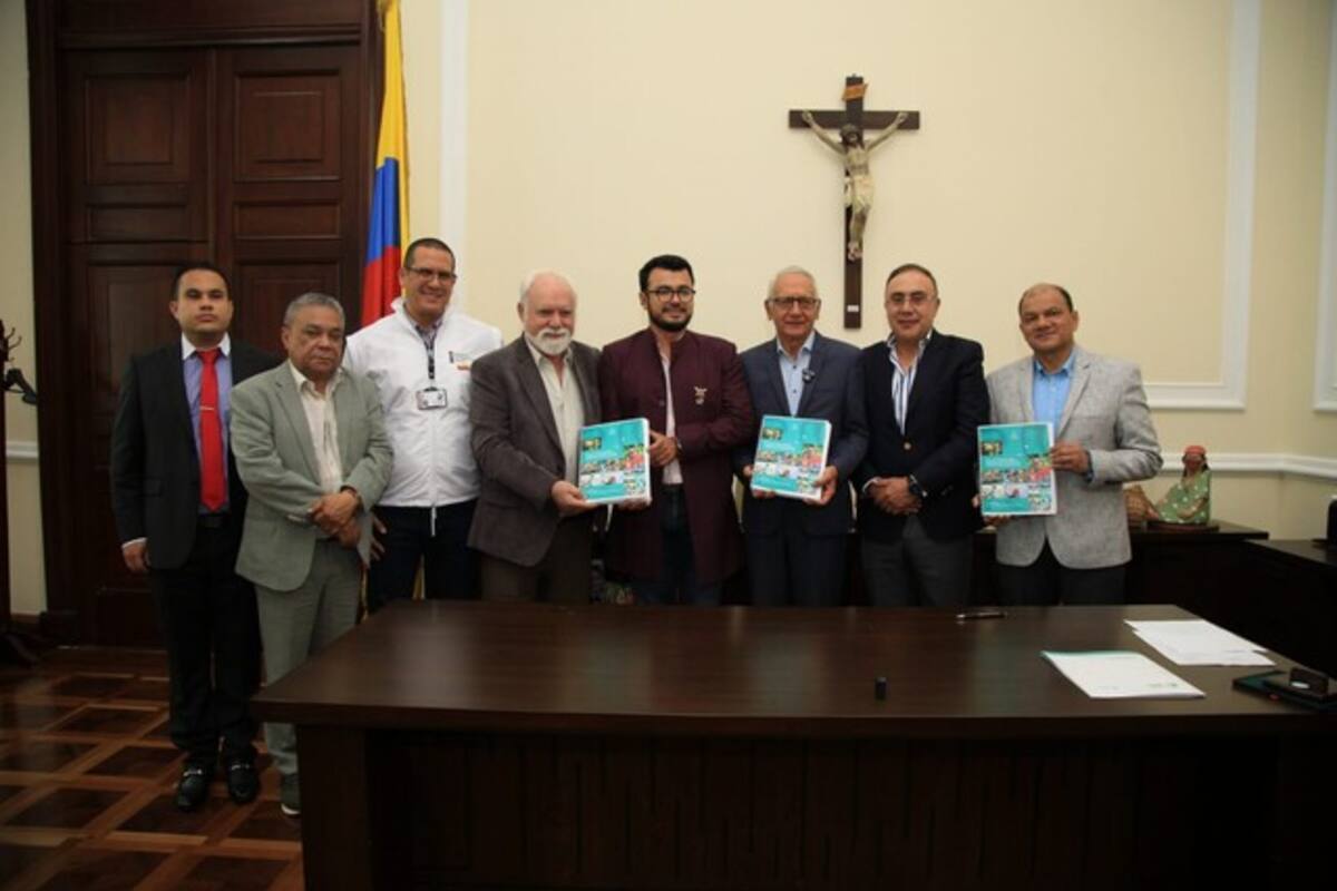 Reforma a la Salud: ministro revela detalles del nuevo proyecto radicado