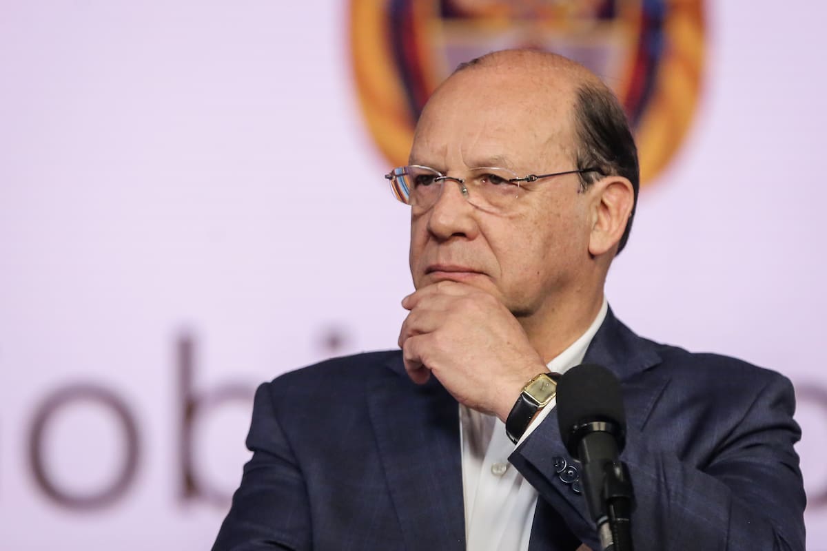 MinHacienda vuelve a defender el decreto de emergencia económica