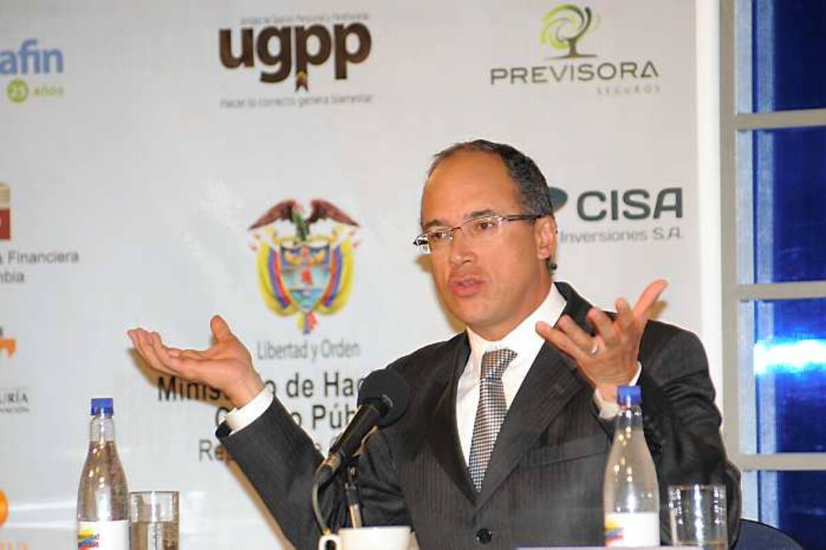 Juan Carlos Echeverry, ministro de Hacienda y Crédito Público. COLPRENSA