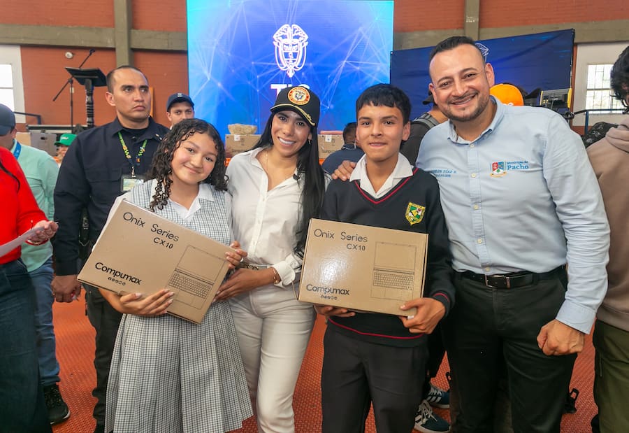 Superada meta digital: más de un millón de colombianos capacitados en tecnología