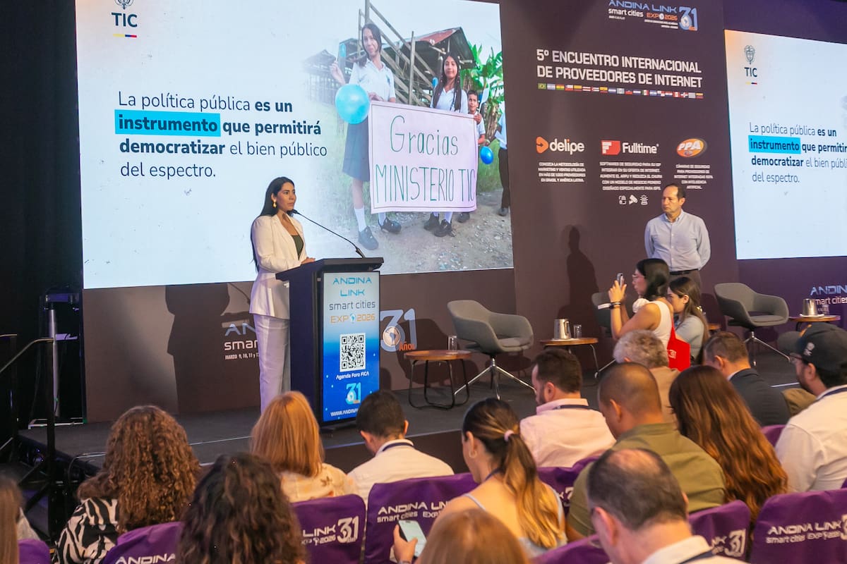 Este ministerio está a la cabeza de la ministra Carina Murcia // Cortesía MinTic.