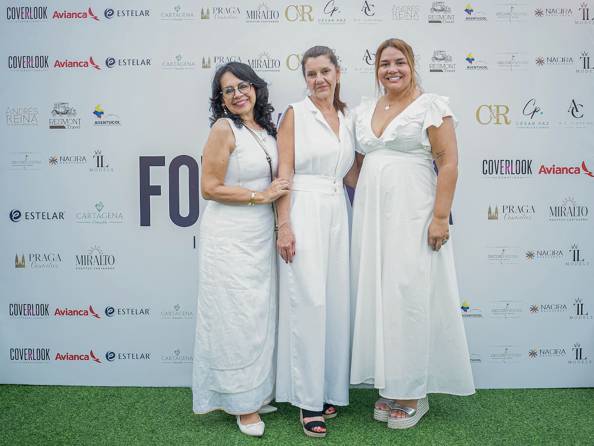 Betty Molano, Yolanda León, Ana Karina Peñaranda.