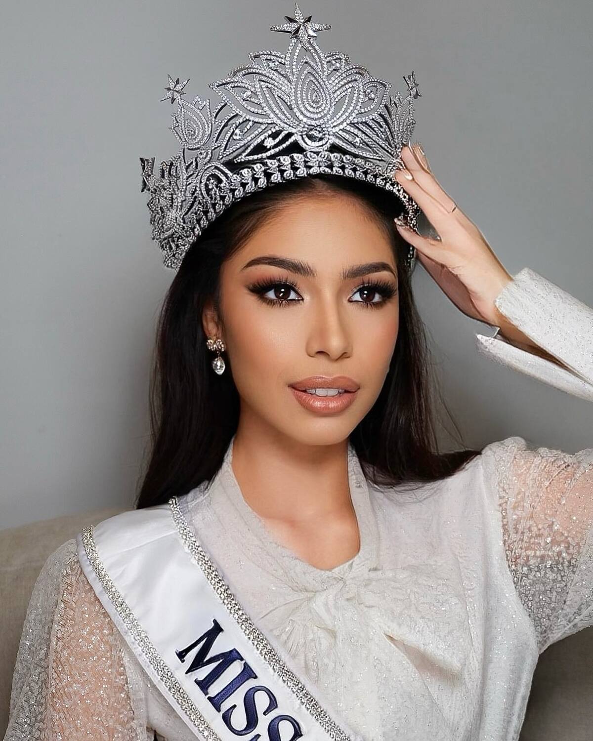Miss Universe Indonesia, Clara Shafira. //Foto: tomada de Instagram.