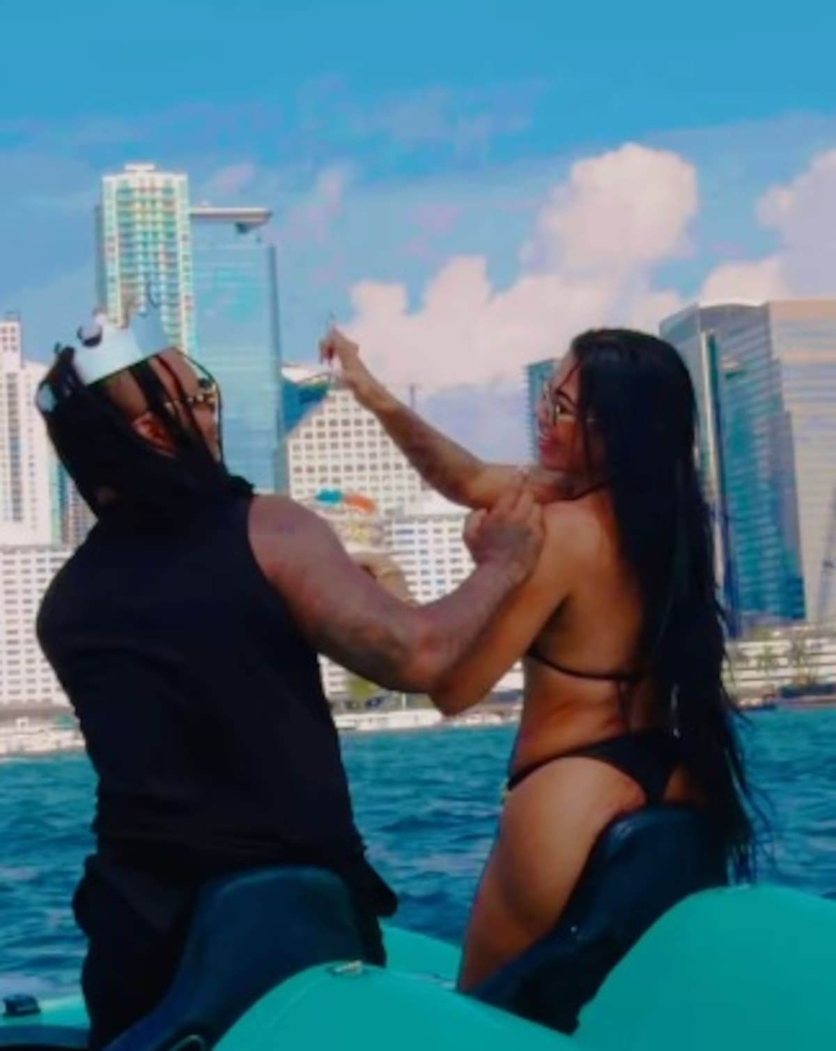 Así celebró Mister Black sus 47 años. //Foto captura de video.