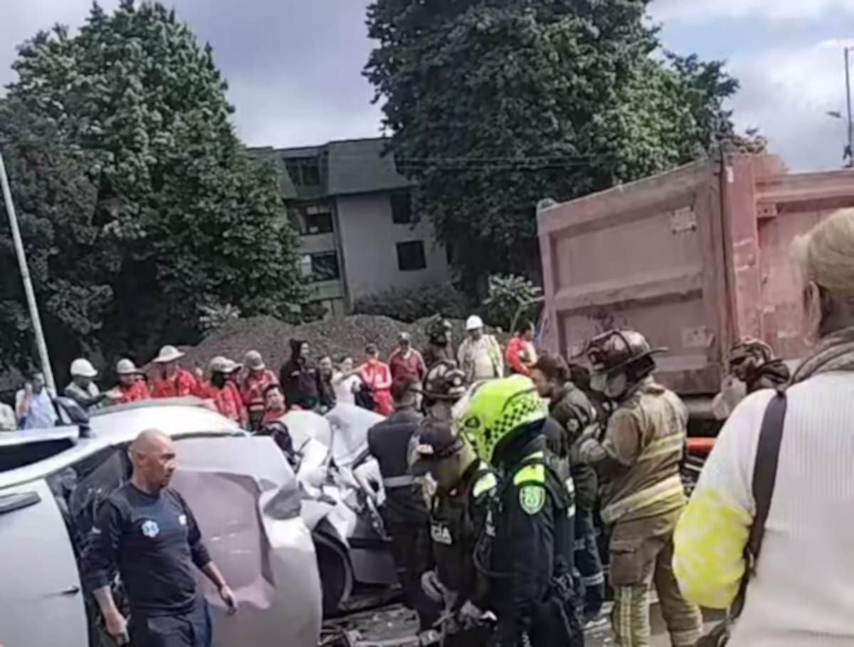 Así quedaron los vehículos involucrados en el hecho. // Foto: cortesía - tomada de El Tiempo.