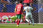 Video: el penal que botó Mbappé ante Marruecos en los cuartos de final