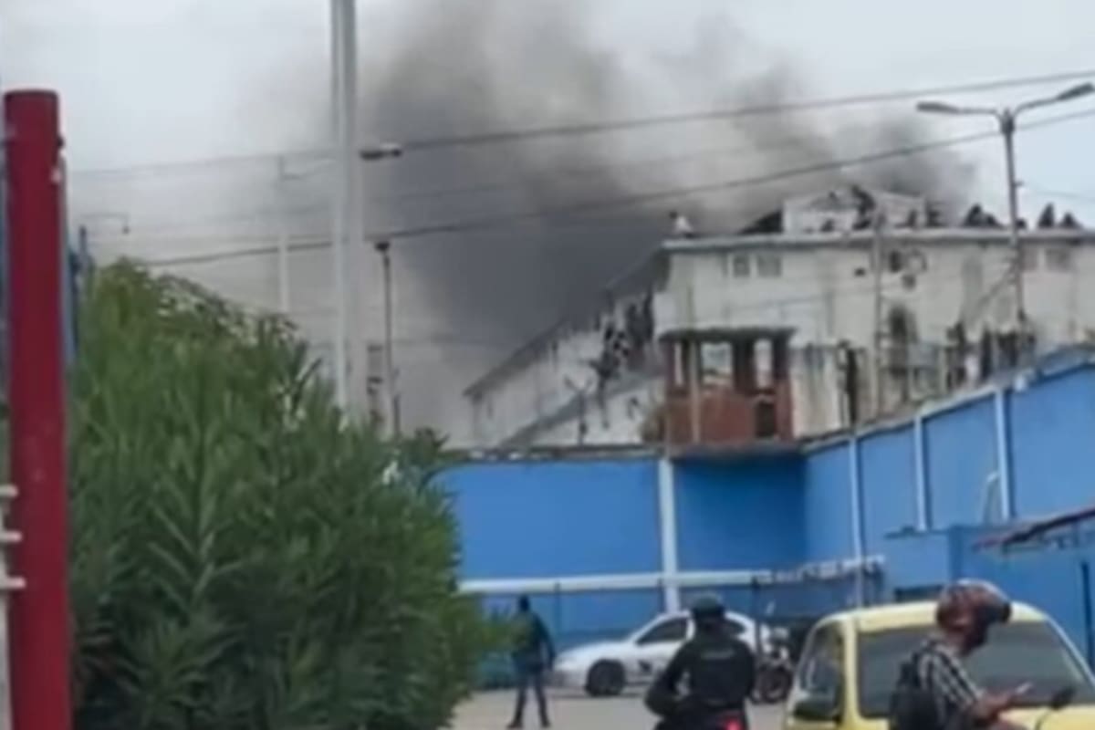Motín e incendio en Barranquilla: 112 reclusos protagonizaron disturbios