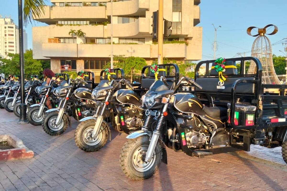 Con entrega de 62 motocarros, termina sustitución de carromulas en Cartagena