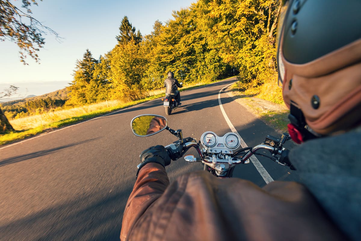 Las motos de alto cilindraje son ideales para viajar en carretera pero necesitan de pericia para conducirlas. //123Rf.