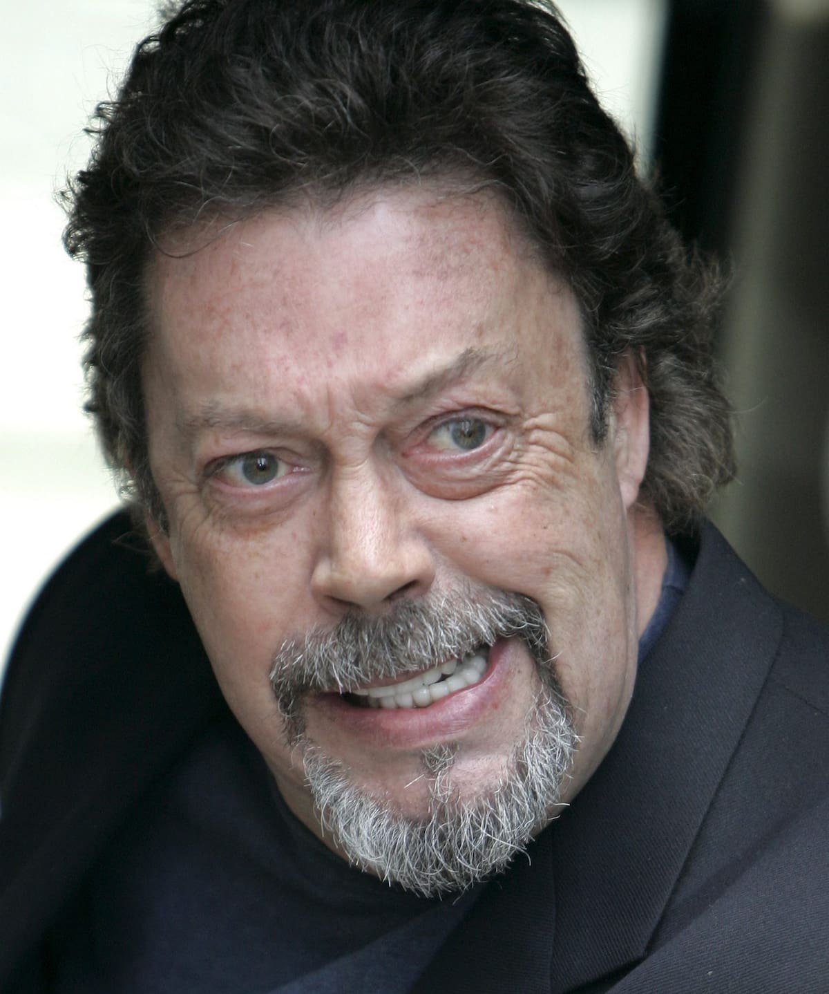 Tim Curry falleció anoche a los ochenta años. //EFE.
