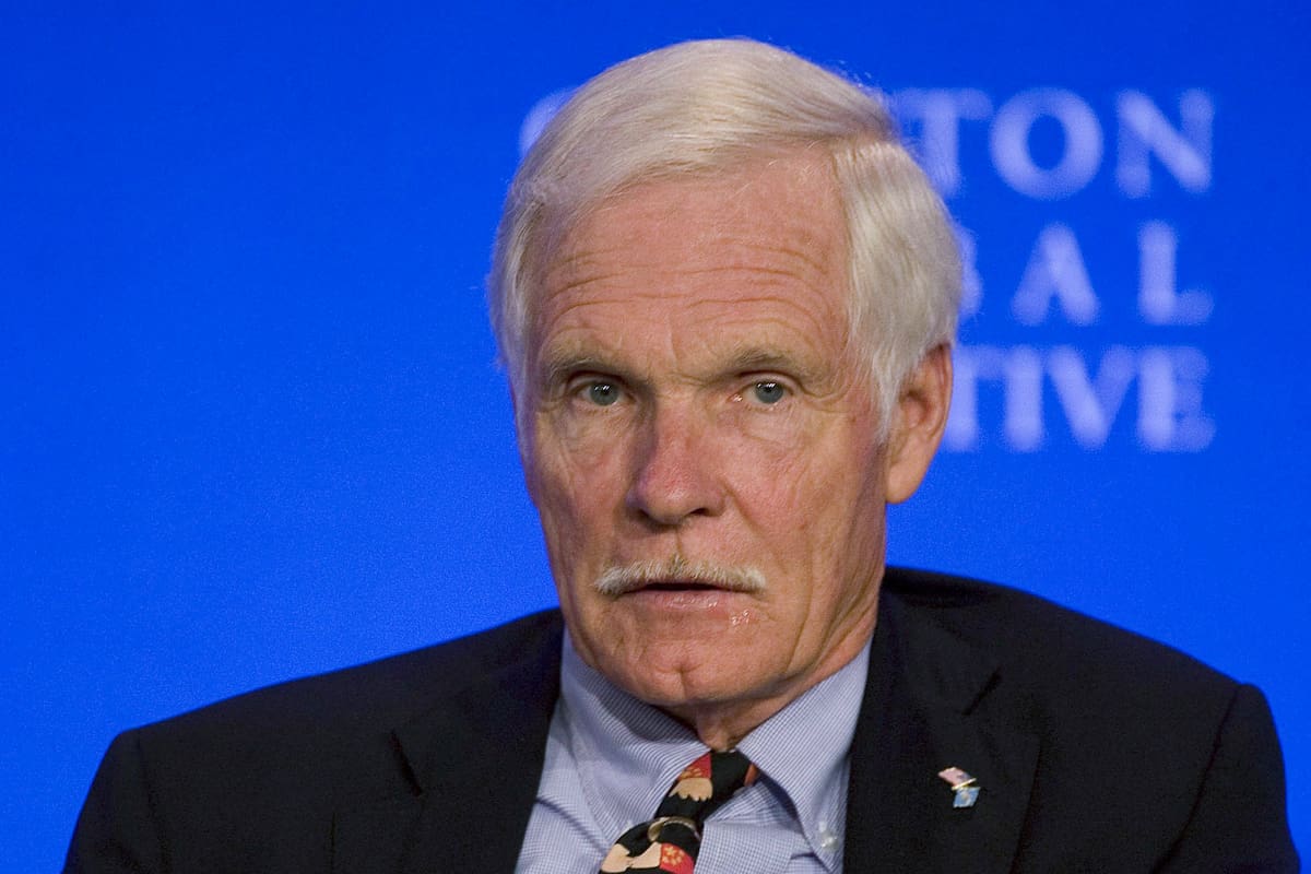 Falleció Ted Turner, fundador de CNN y pionero de la información, a los 87 años