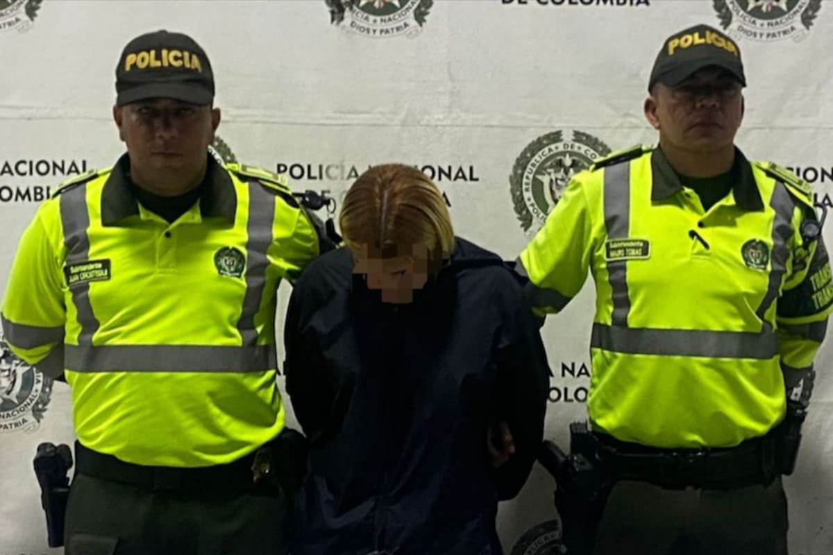 Capturan mujer en la vía Barranquilla- Cartagena con un revólver calibre 38