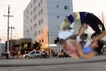 El impactante caso de mujer que dio a luz en plena calle, frente a clínica en Cartagena