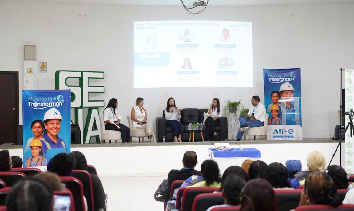 Aspecto donde la empresa Air-e Intervenida presentó el programa “Mujeres que Transforman 2025”, el cual busca formar a 50 mujeres como Técnicas Electricistas y Supervisoras Eléctricas.//Cortesía.