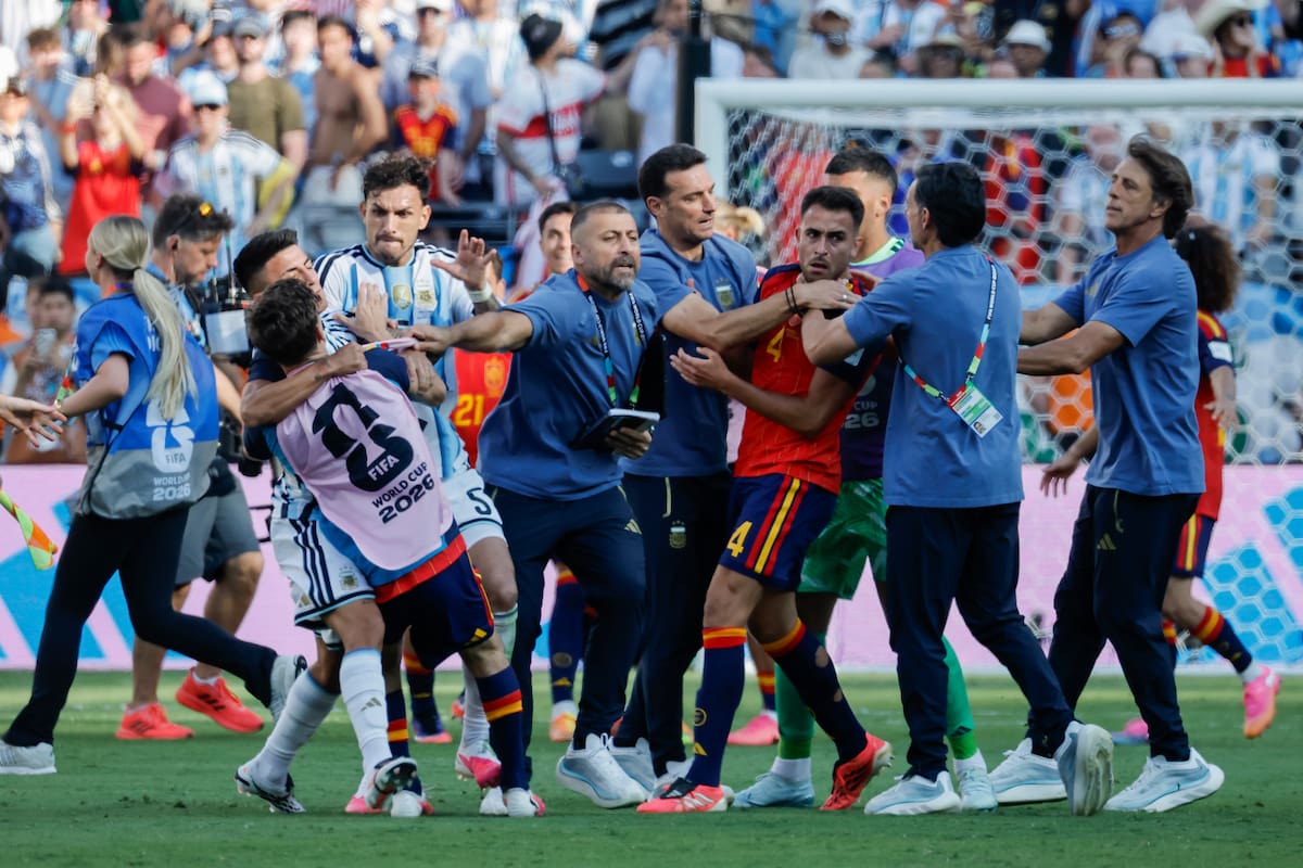 Video revela las agresiones de Leandro Paredes en la final contra España