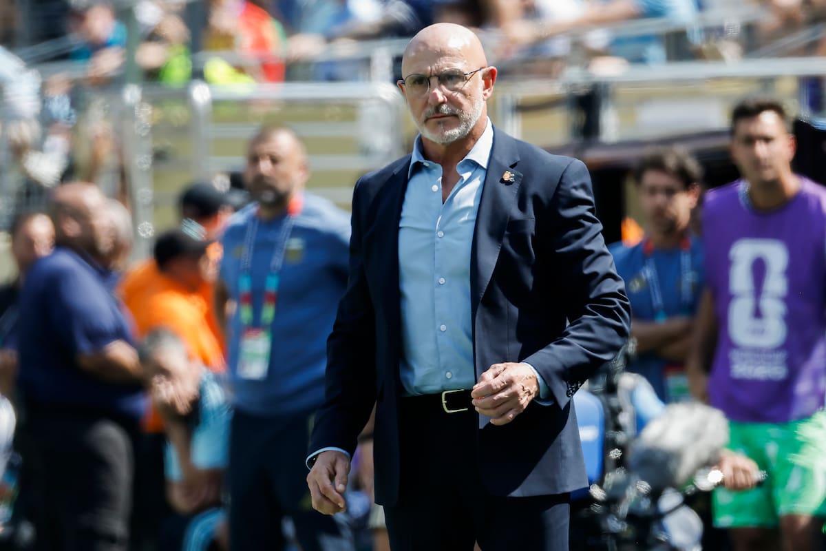 España tendrá entrenador para rato: Luis de la Fuente renovará
