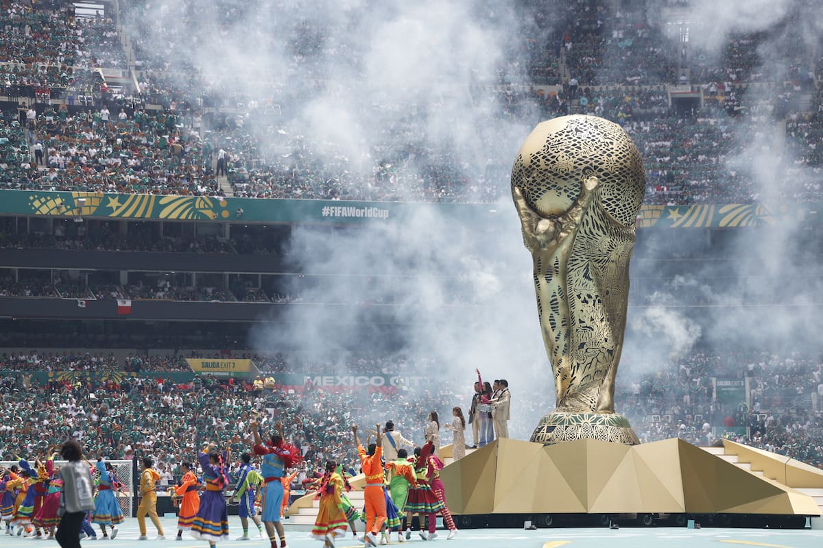 AME741. CIUDAD DE MÉXICO (MÉXICO), 11/06/2026.- El grupo mexicano Los Ángeles Azules se presenta en la inauguración del Mundial de la FIFA 2026 este jueves, en el estadio Ciudad de México (México). EFE/ Sashenka Gutiérrez