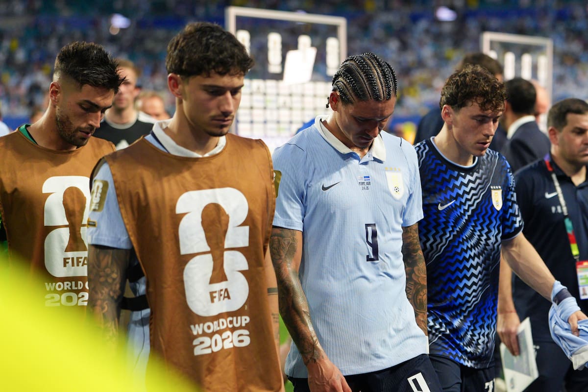 Uruguay se encuentra al borde de la eliminación en el Mundial. //Foto, EFE: Alberto Boal