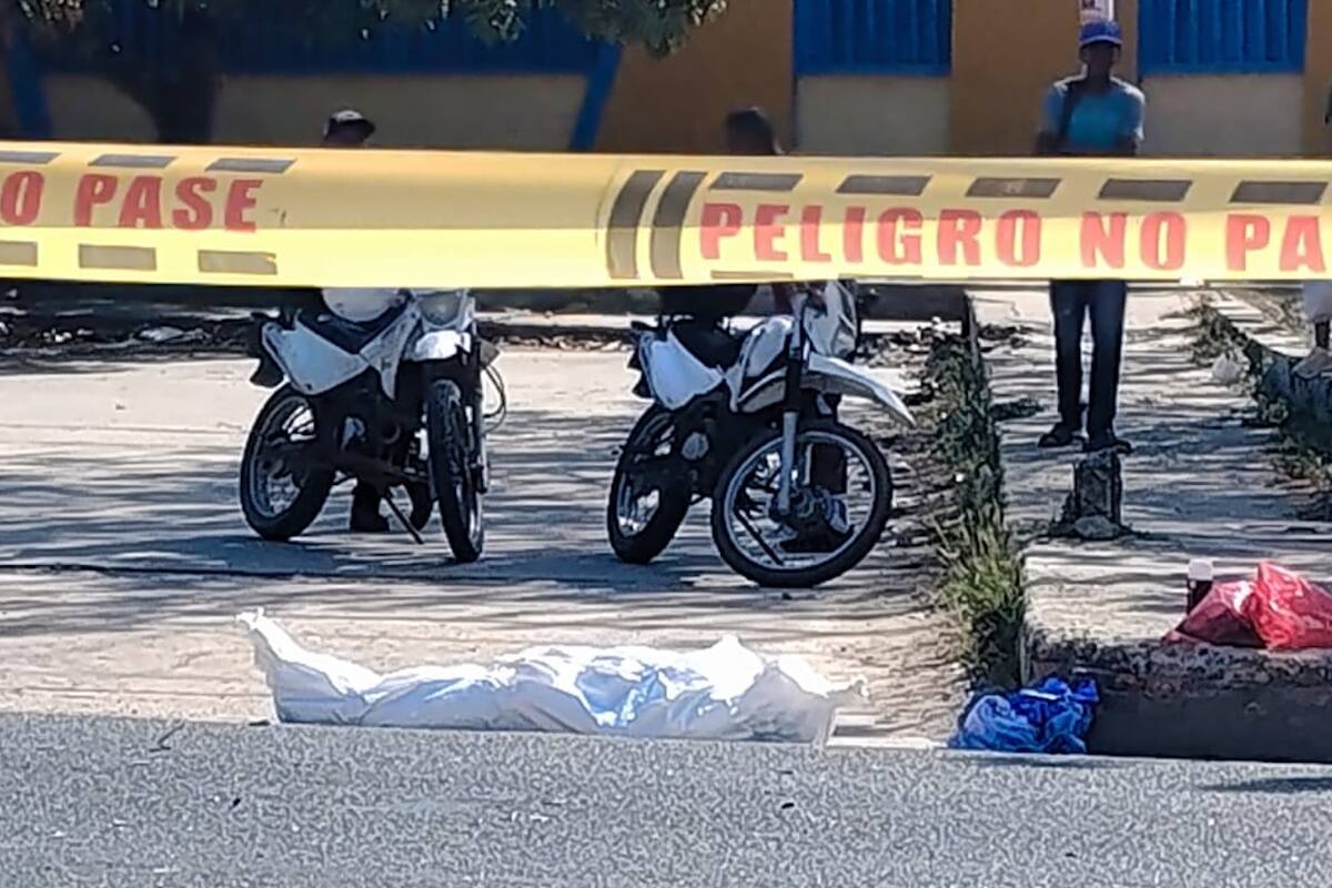 Peatón murió al ser atropellado por una motocicleta en la Calle 30