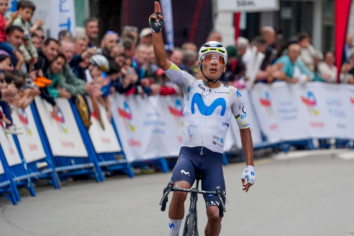Giro de Emilia: Nairo Quintana se lleva todos los reflectores con su despedida
